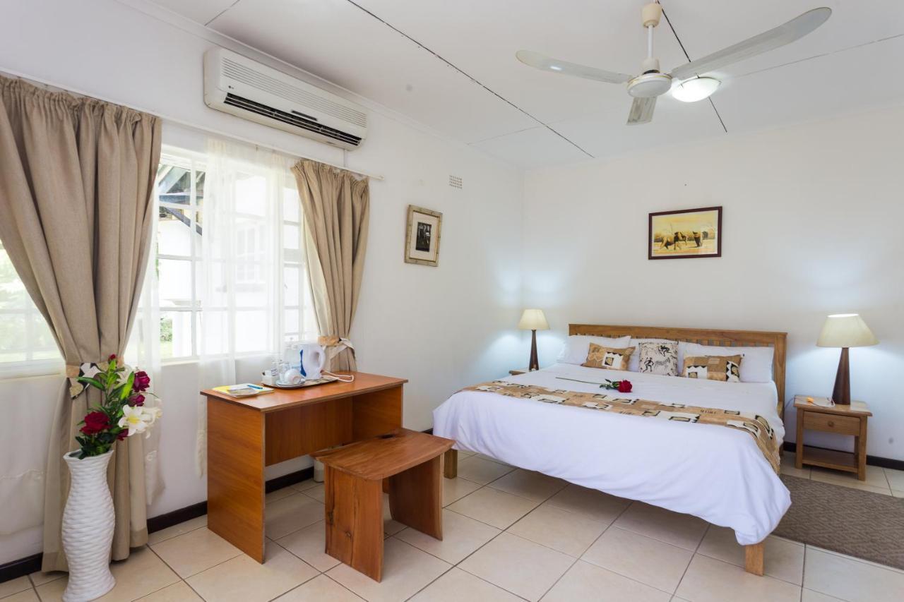 The Ad Lib Executive Lodge Lilongwe Extérieur photo