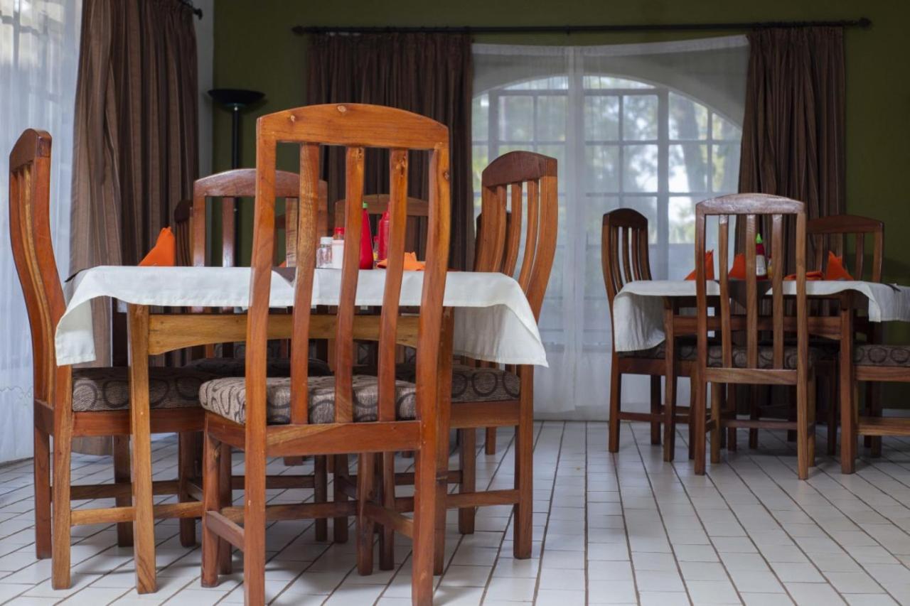 The Ad Lib Executive Lodge Lilongwe Extérieur photo