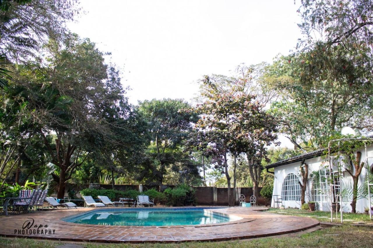 The Ad Lib Executive Lodge Lilongwe Extérieur photo