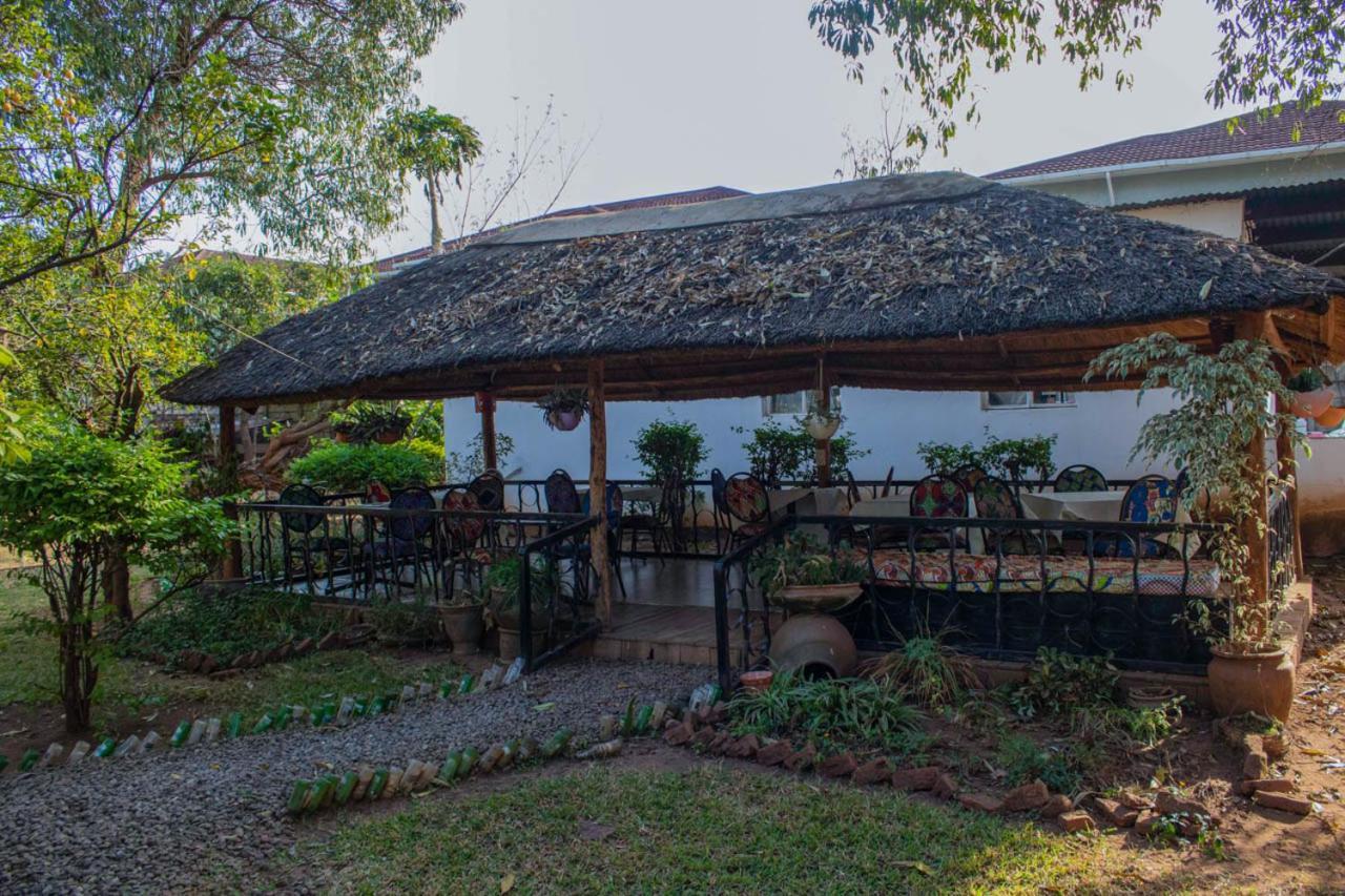 The Ad Lib Executive Lodge Lilongwe Extérieur photo