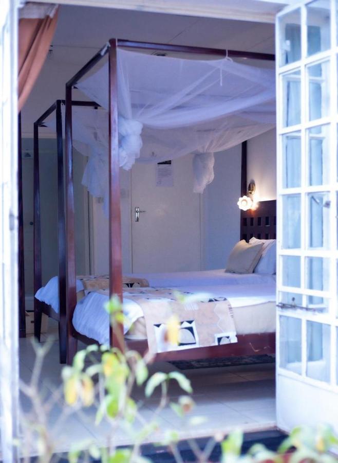The Ad Lib Executive Lodge Lilongwe Extérieur photo