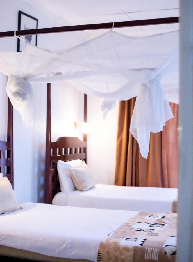 The Ad Lib Executive Lodge Lilongwe Extérieur photo