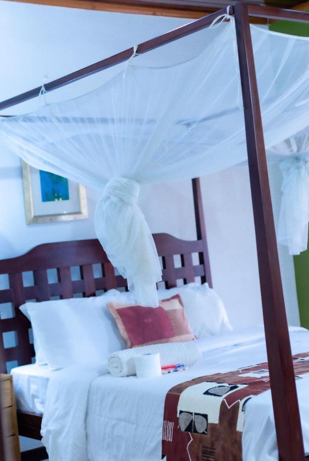 The Ad Lib Executive Lodge Lilongwe Extérieur photo